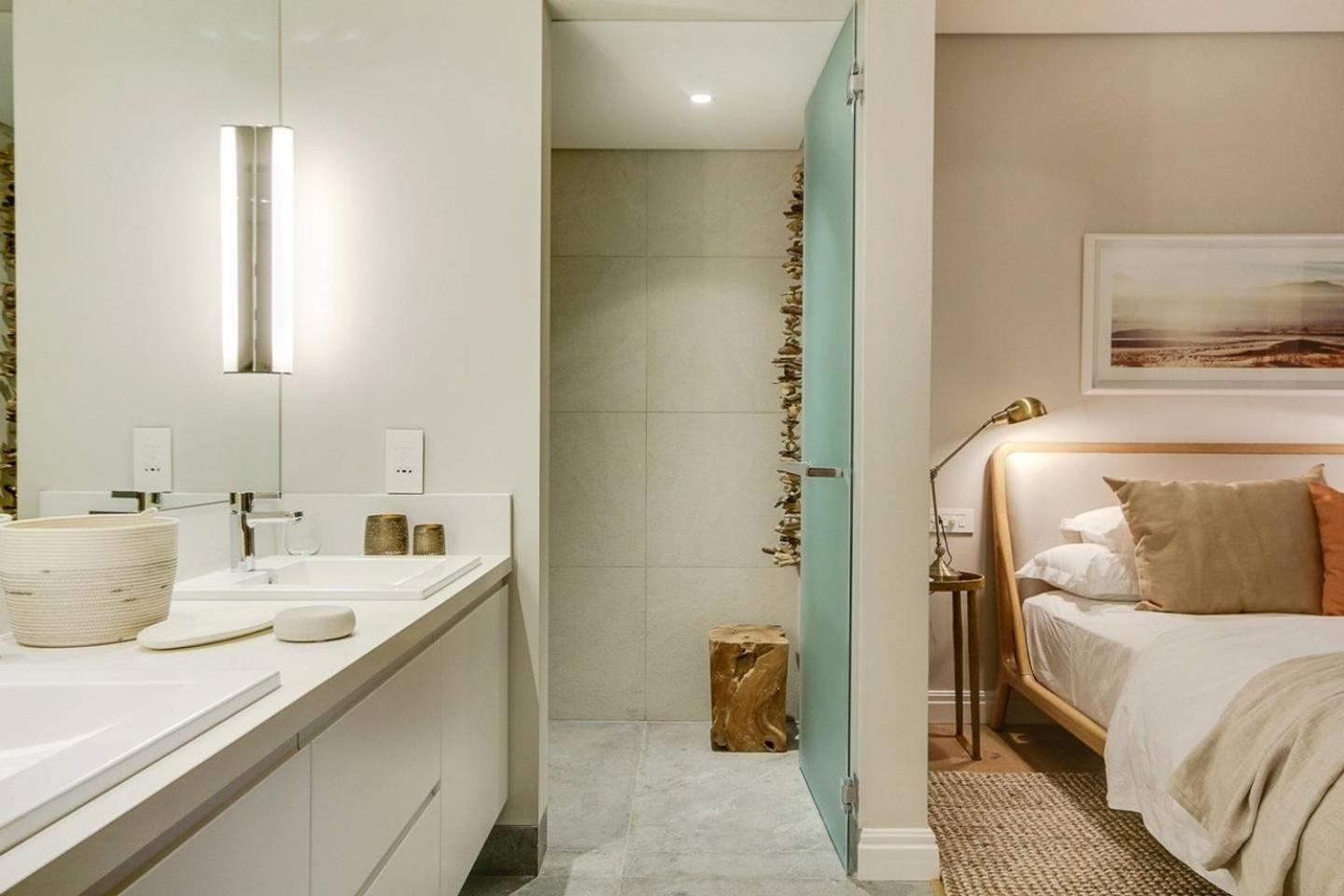 Apartment Loader B Cape Town